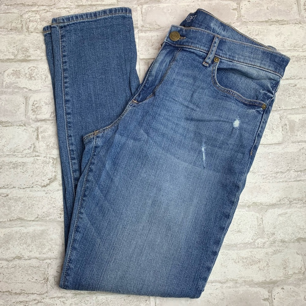 Loft Outlet Girlfriend Blue Jeans Distressed Skinny Some Stretch EUC 😍